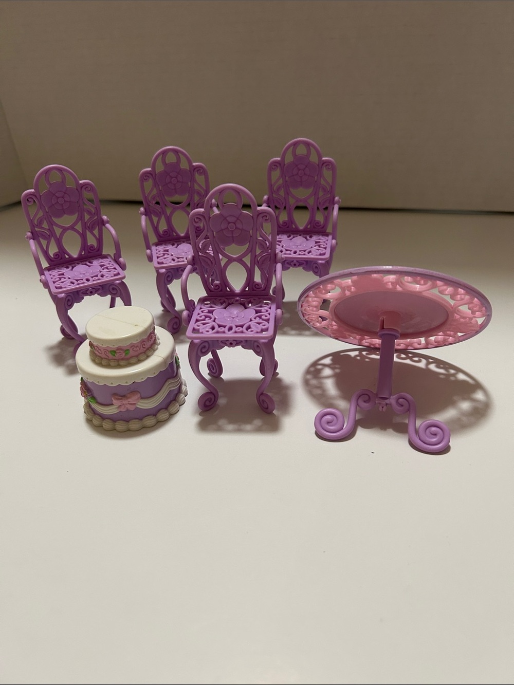 Barbie Mini Kingdom 2005 Birthday Dining set-replacement pieces